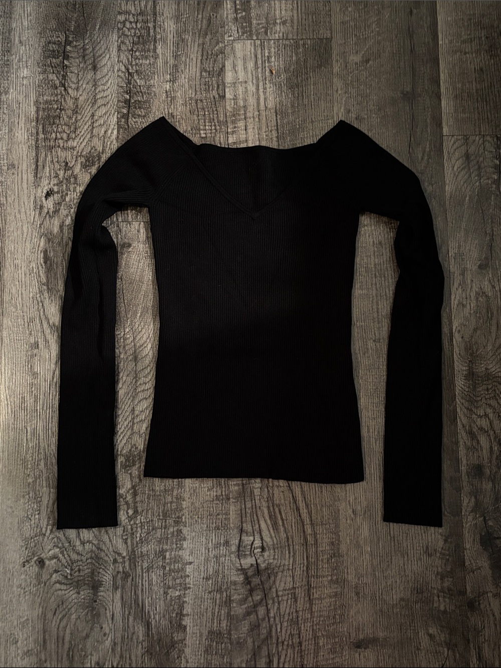 Unbranded Ribbed V‑Neck Women’s Top - Black - Size XSmall